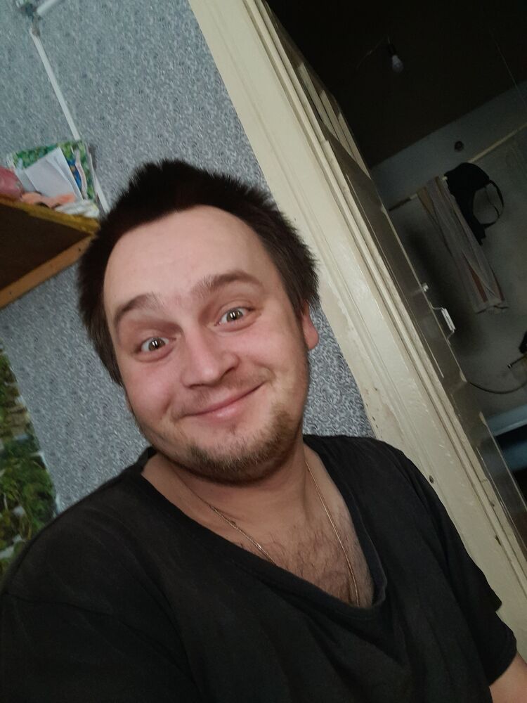  28994048  Alexander, 30 ,    