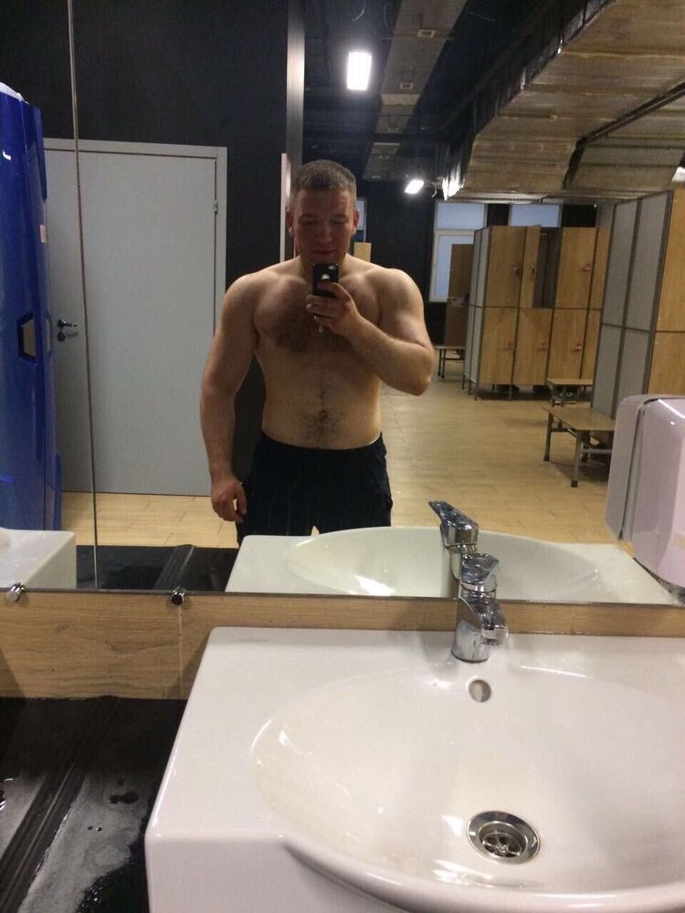  54664238  , 31 ,    -