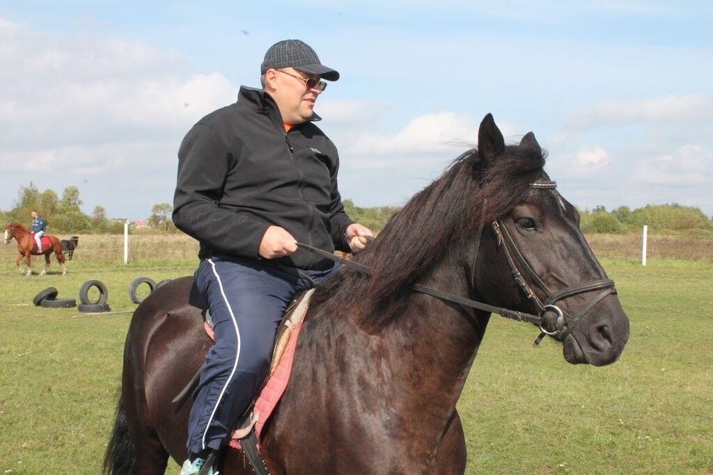  ,   Dmitry, 52 ,   ,   , c 