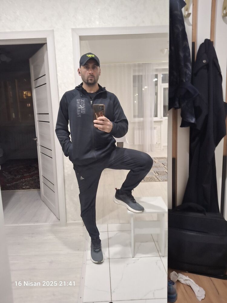  ,   Ali, 39 ,   ,   