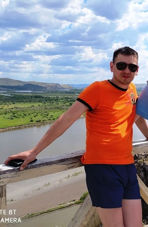  53022808  , 38 ,    -