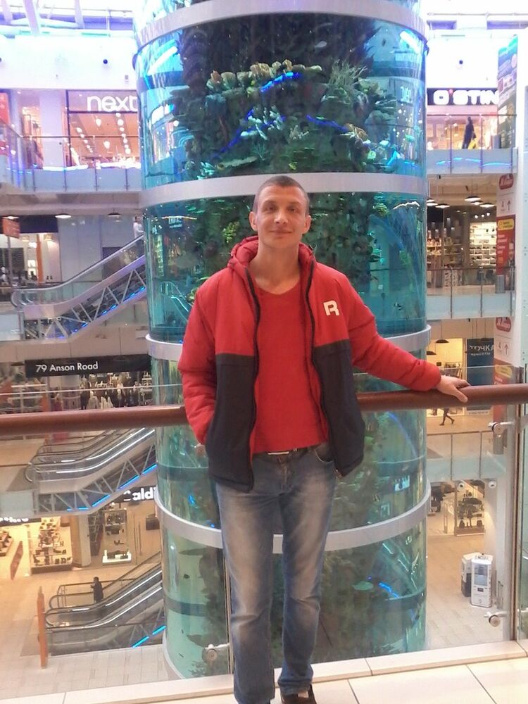  6645788  Denis, 43 ,    