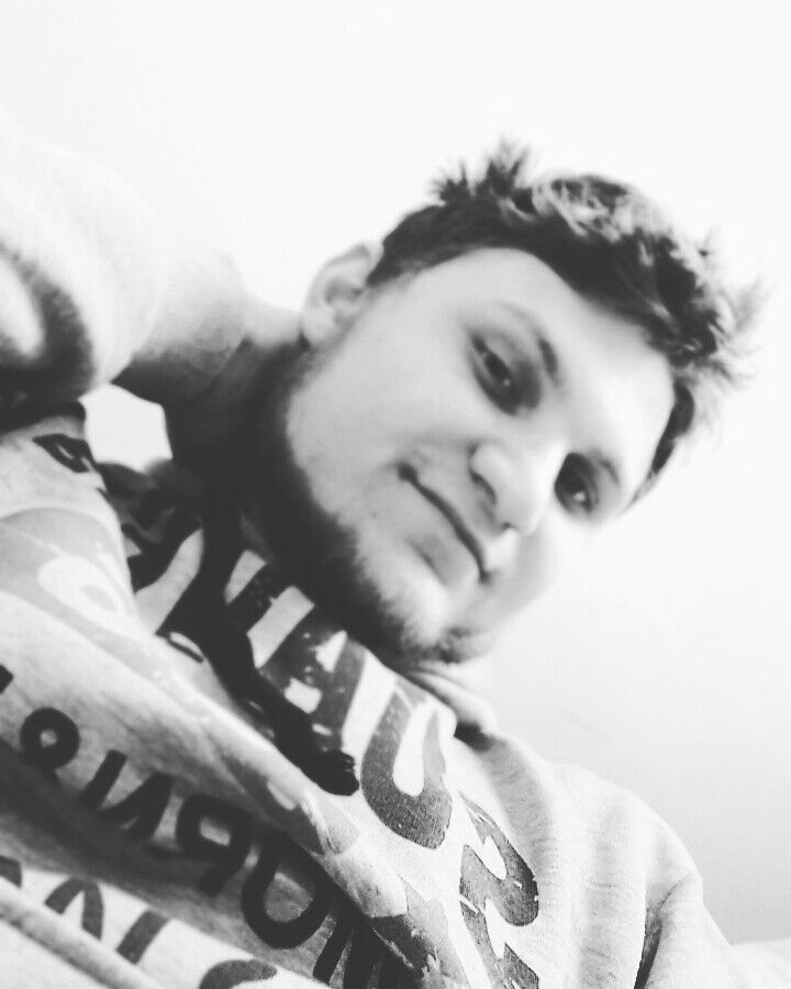  ,   Adrian, 28 ,   ,   , c 