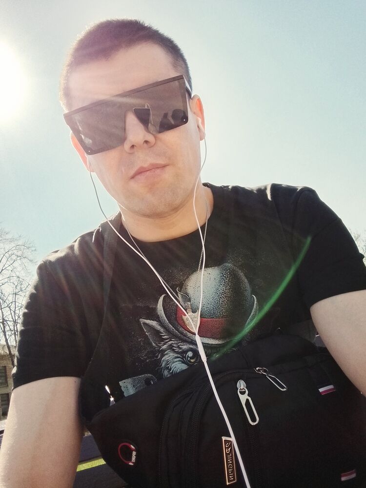  52104128  , 33 ,    
