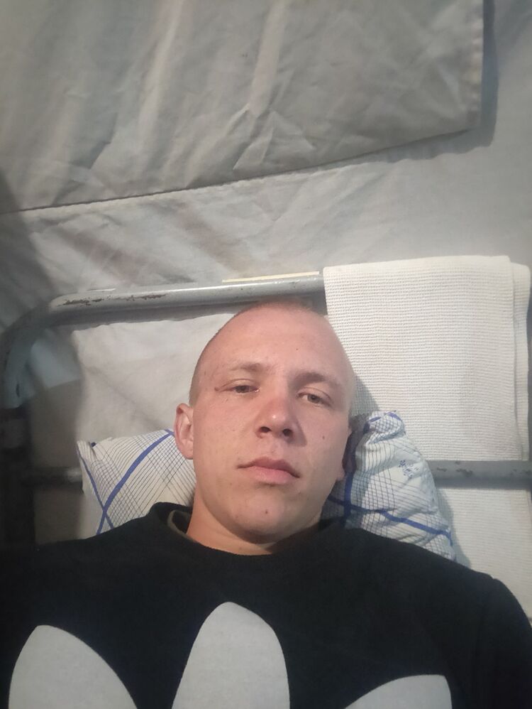  38986878  , 24 ,    