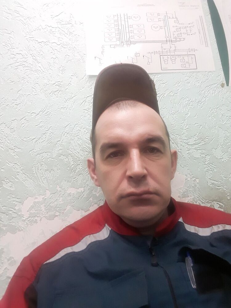  22143018  , 44 ,    