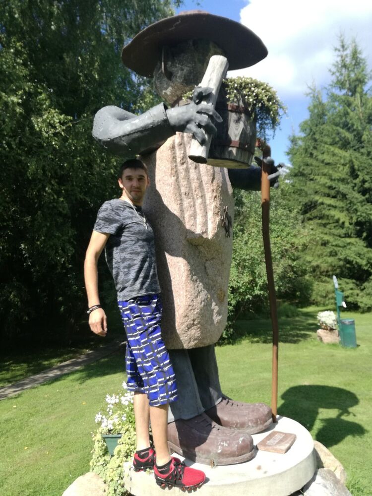  17064068  Dmitriy, 38 ,    