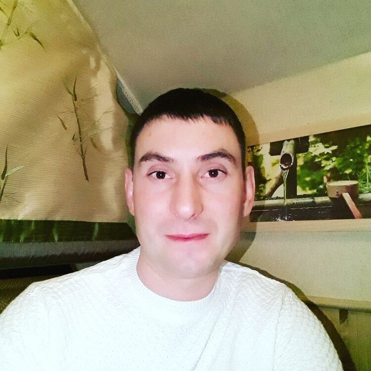  15919978  , 37 ,    -