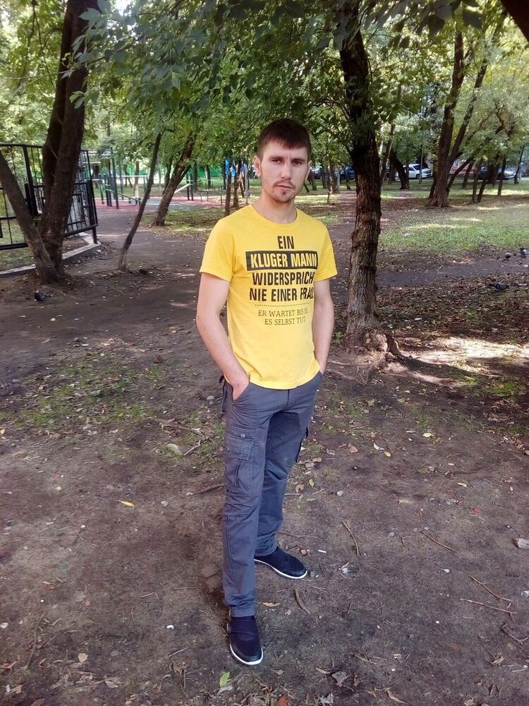  52078898  , 38 ,    