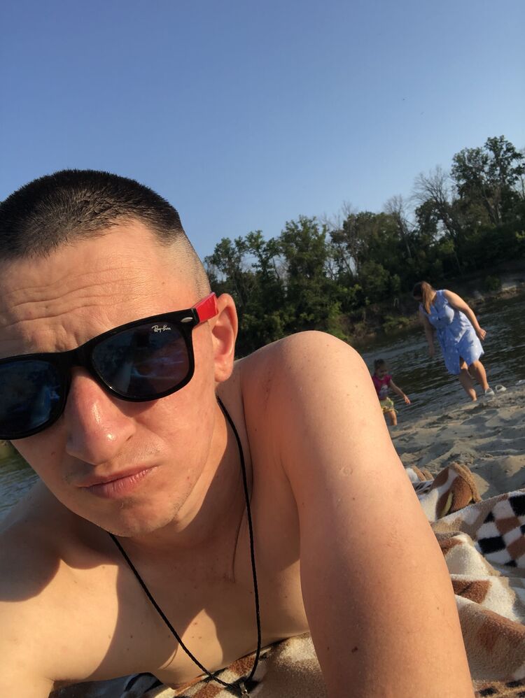  44177898  , 30 ,    