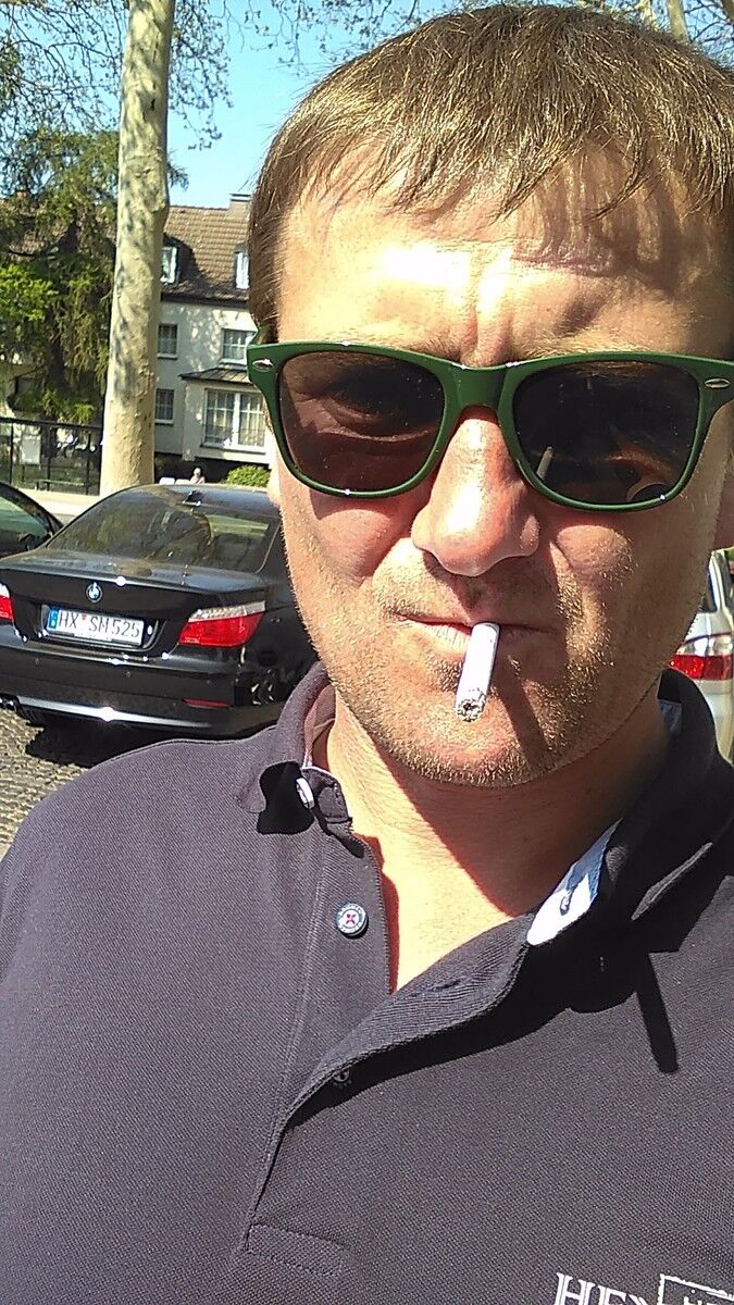  16164948  Andrew, 44 ,    