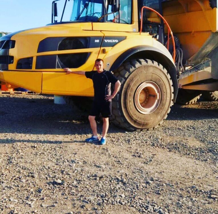  38915278  , 34 ,    