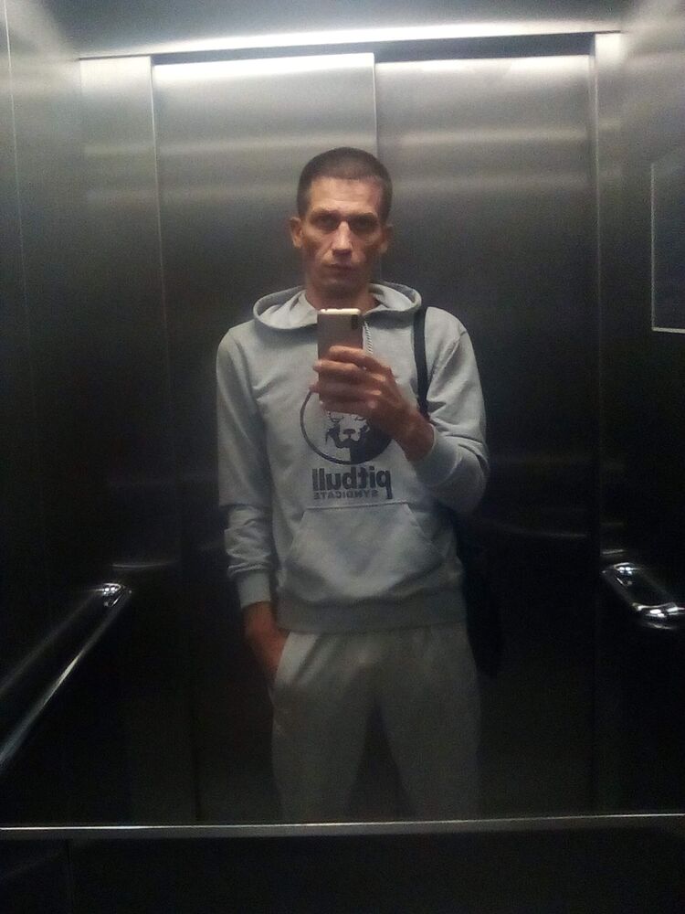  48360788  , 34 ,    