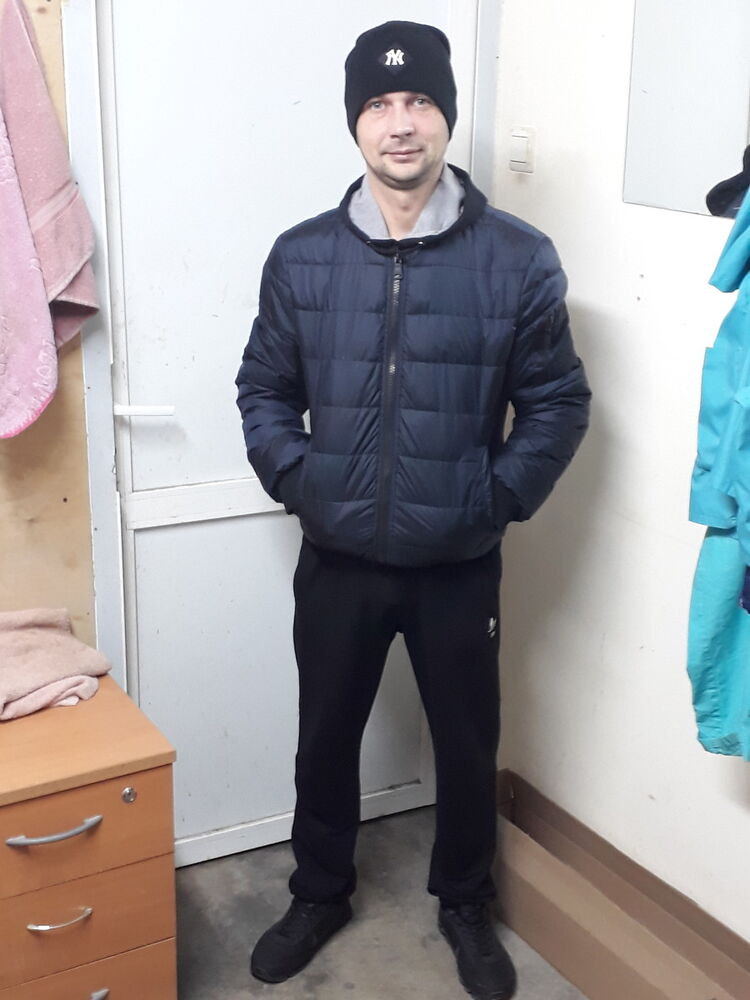  15983618  , 43 ,    