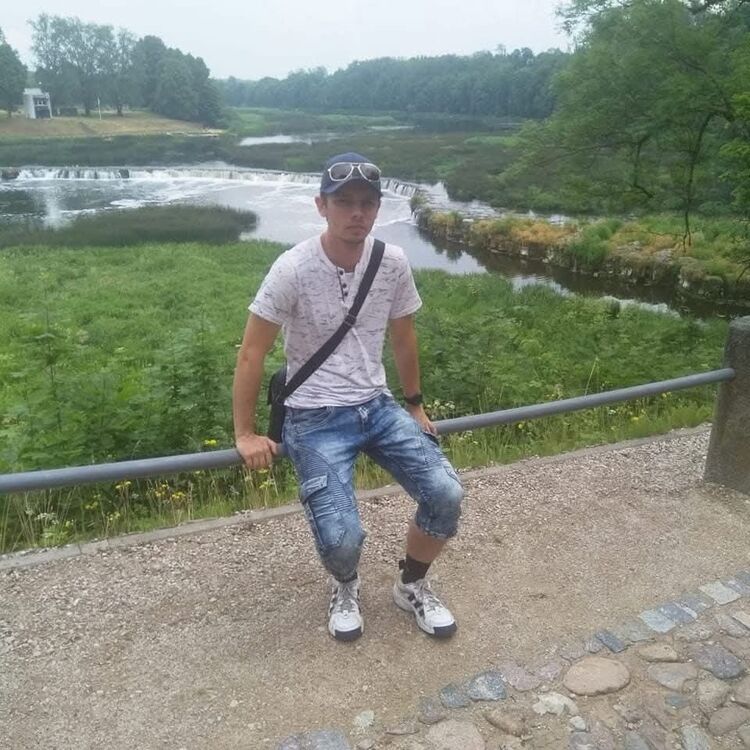  ,   Raimonds, 35 ,   ,   , c 