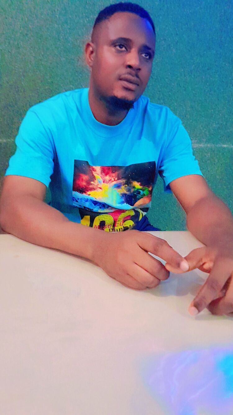  Umuahia,   Monday Dee, 33 ,   ,   