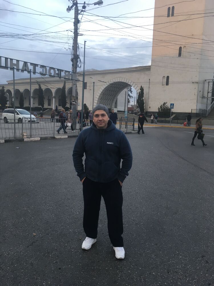  34125298  , 42 ,    