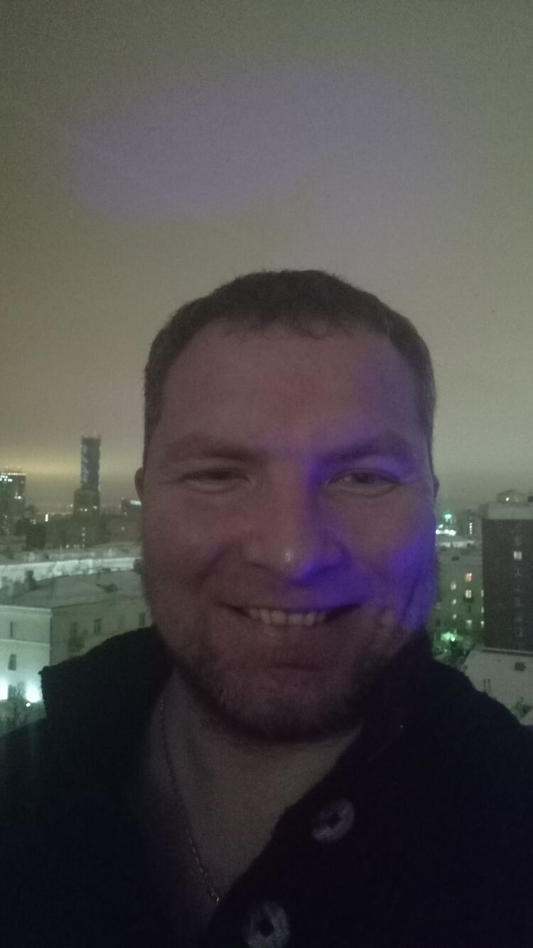 ,   Sergio, 40 ,   ,   , c 
