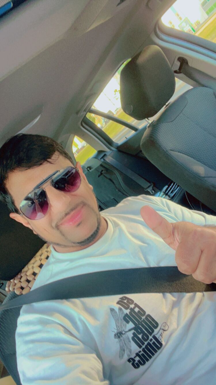  46284438  Khan, 39 ,    