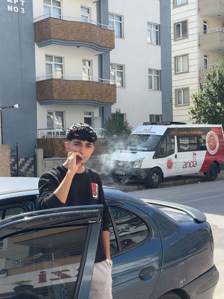  Incesu,   Berk, 21 ,   ,   
