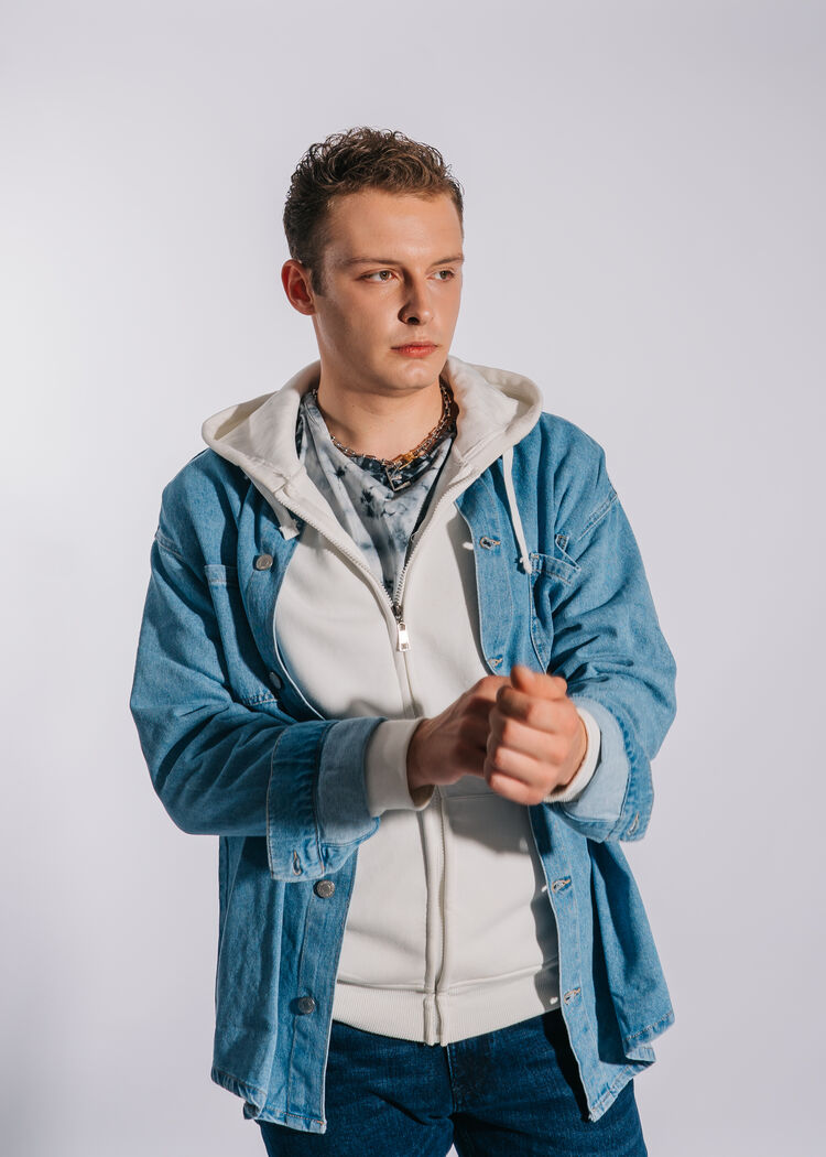  ,   , 22 ,   