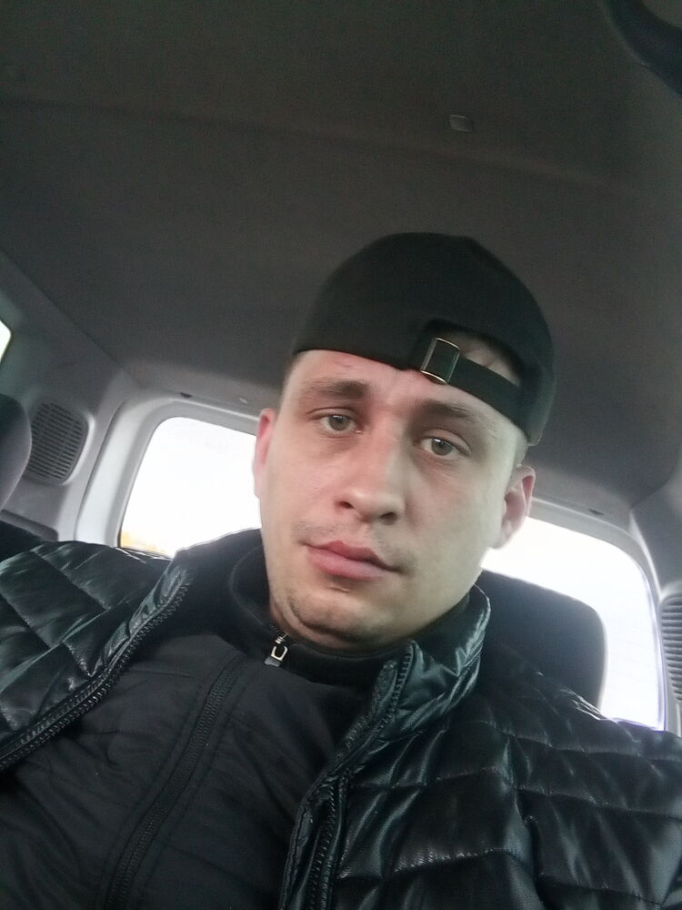  39648778  Timofey, 31 ,    