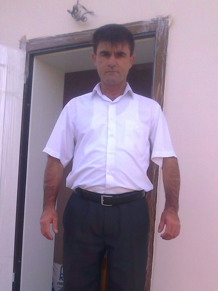  ,   Maks, 47 ,   ,   , c 