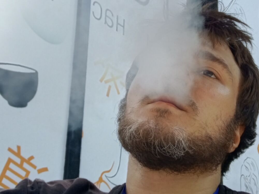  52590638  , 24 ,    --