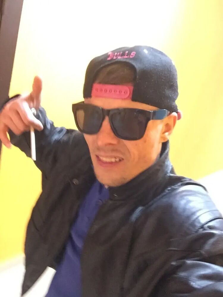 49968638  , 33 ,    