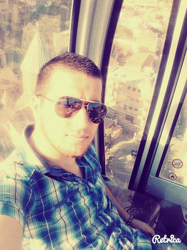  6798858  Ako, 32 ,    