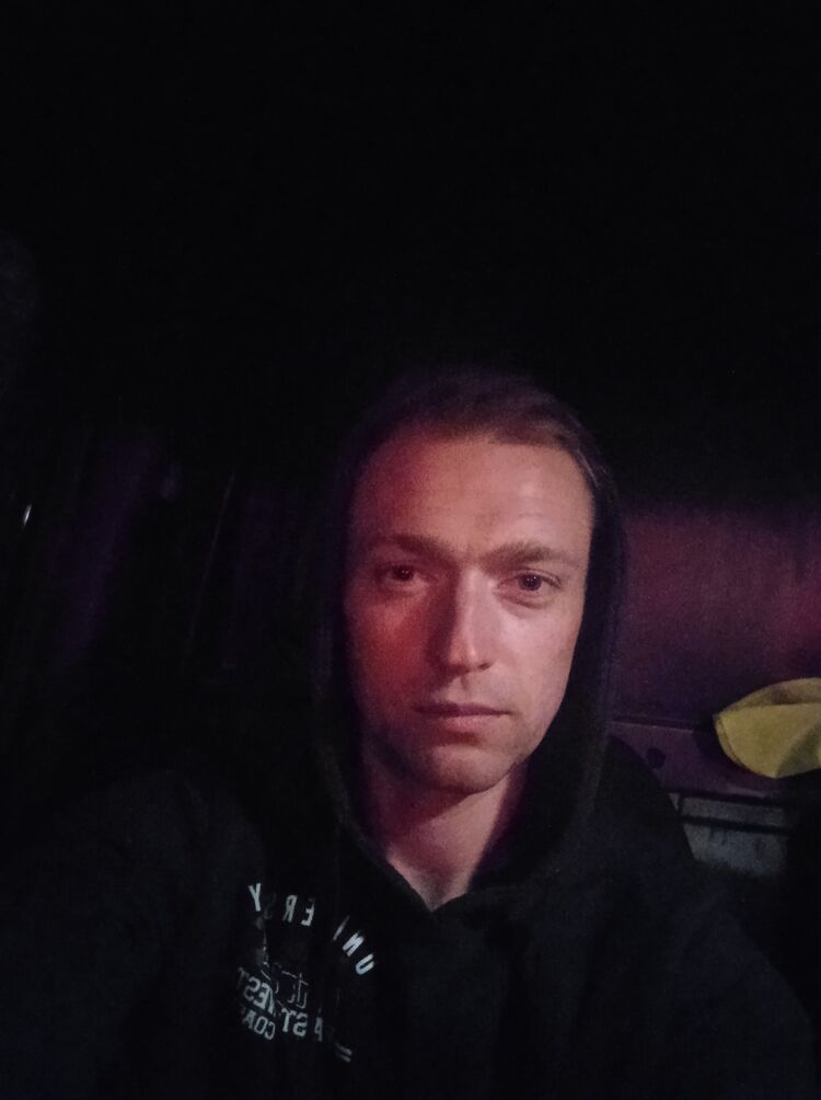  24790358  , 32 ,    