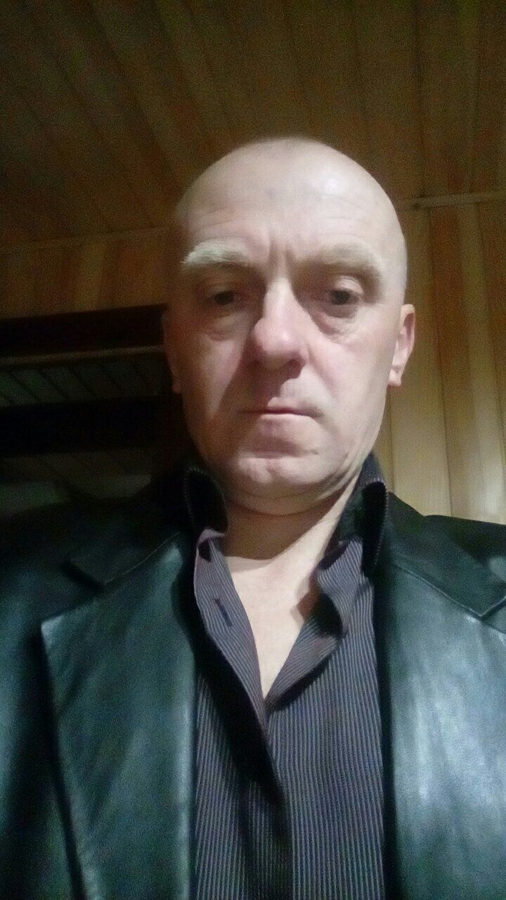  23931218  Stos, 50 ,    