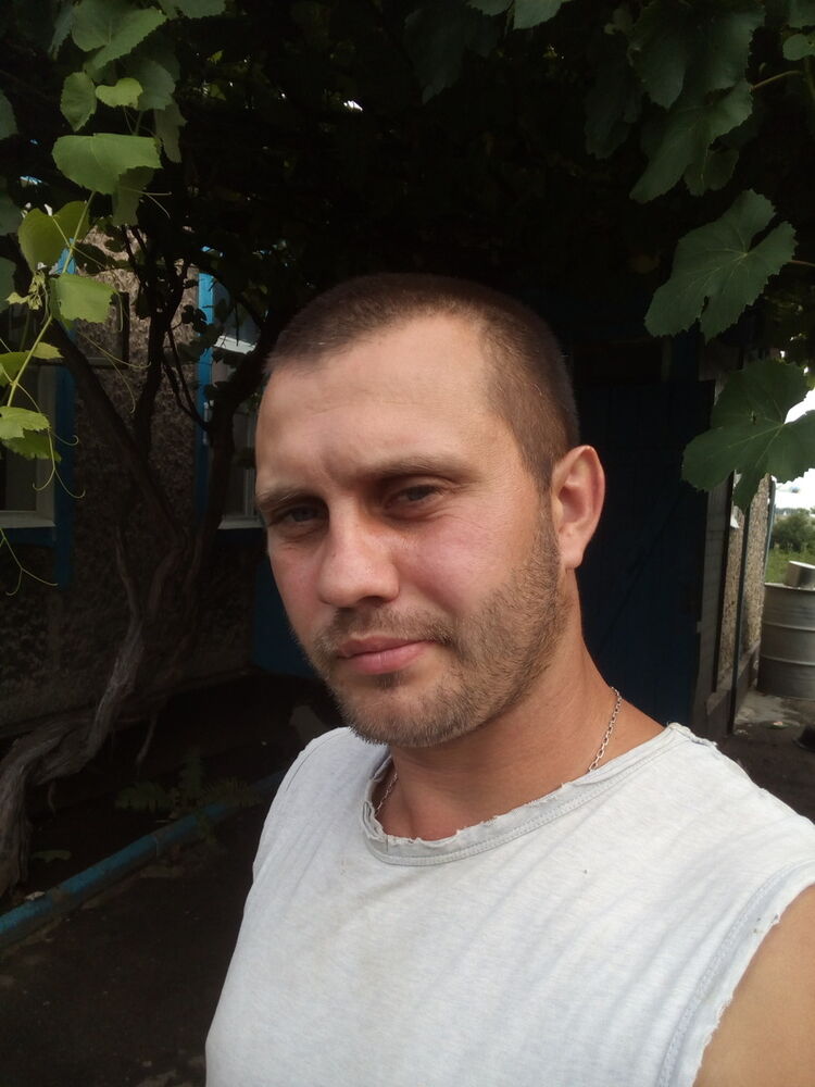  12815618  Domenic, 38 ,    