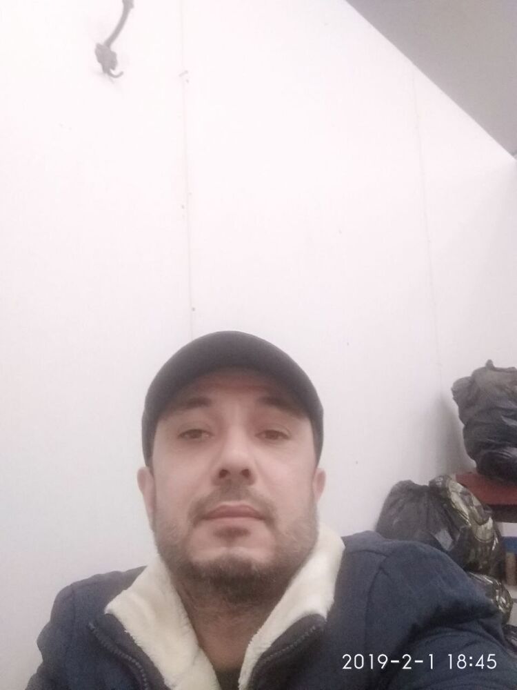  37544618  Dyhkah, 47 ,    