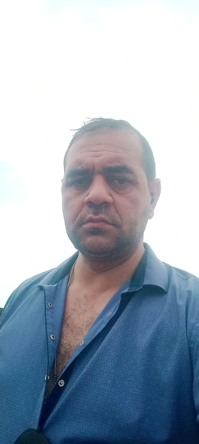  -,   Rashad, 47 ,   ,   , c , 