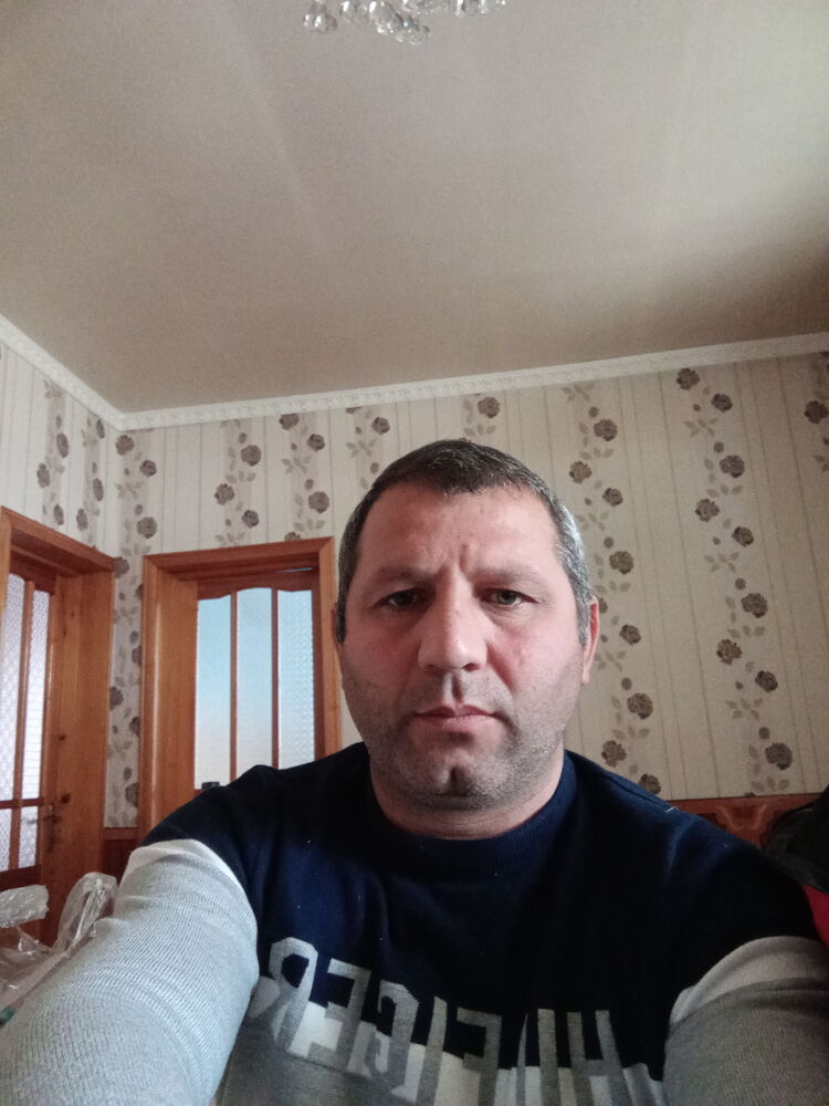  33209638  Elxan, 41 ,    