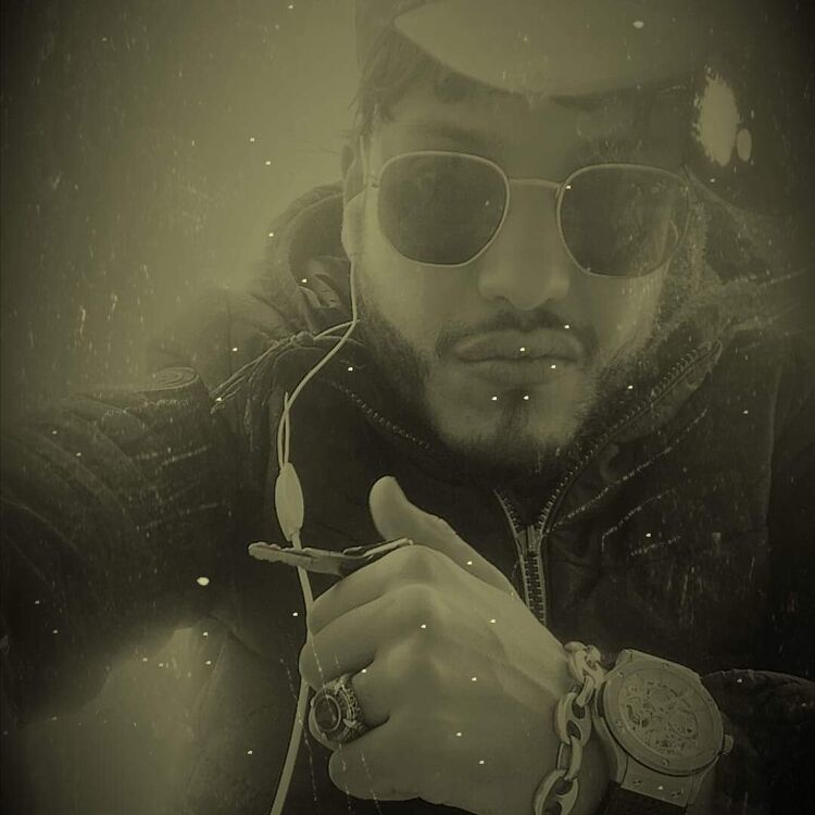  Saint John's,   Karim, 33 ,   ,   , c 