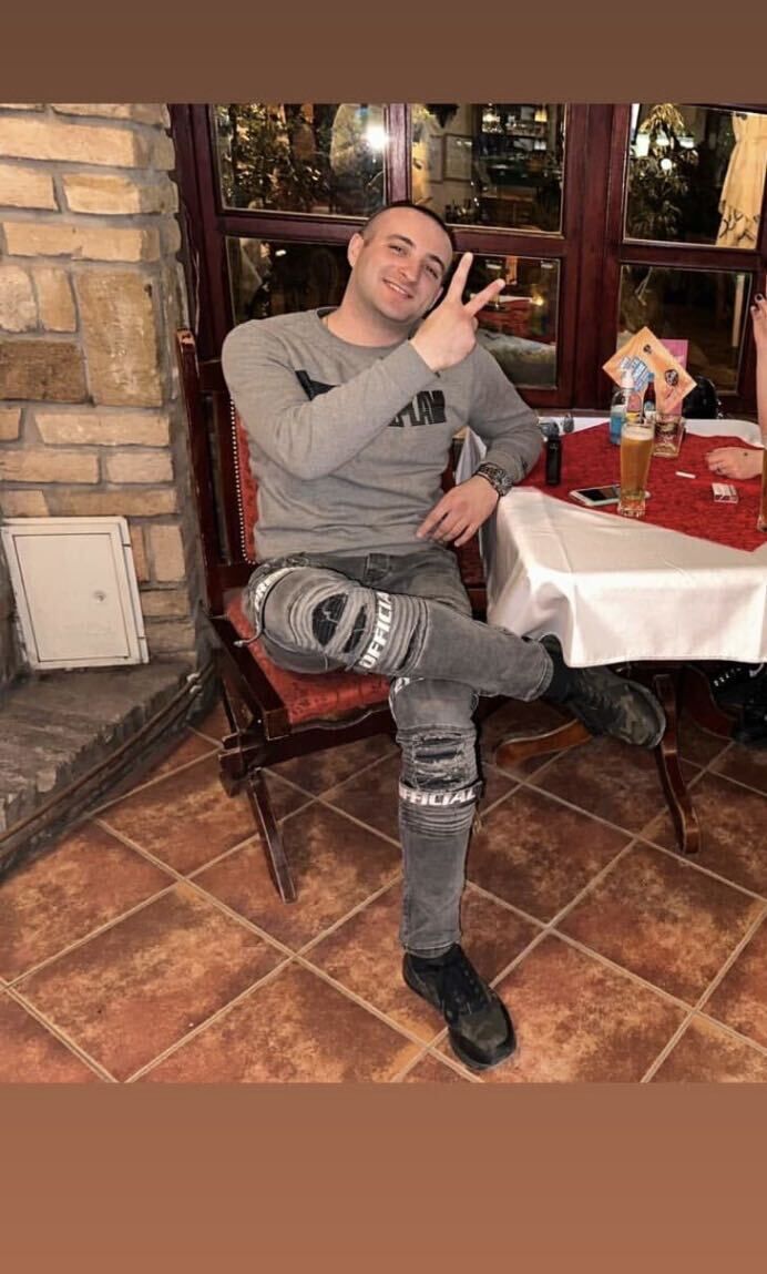  50779438  Zeljko, 28 ,    