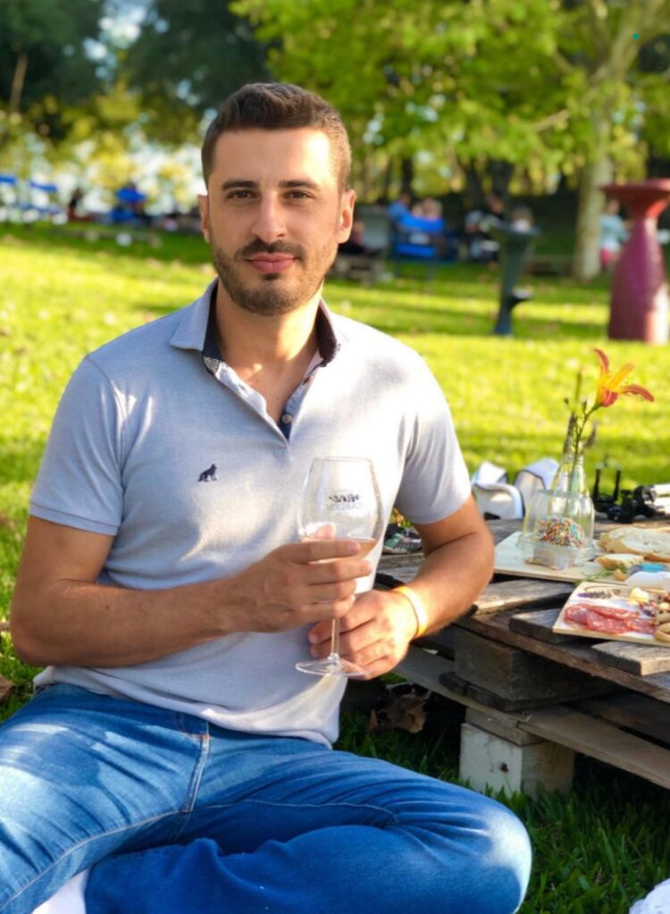  ,   , 37 ,   c 