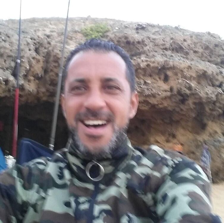  32044208  Morad, 56 ,    