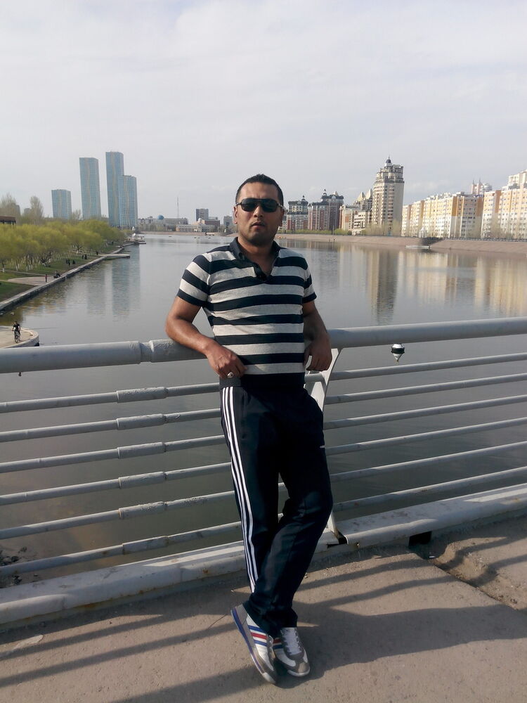  4555938  Alisher, 40 ,    