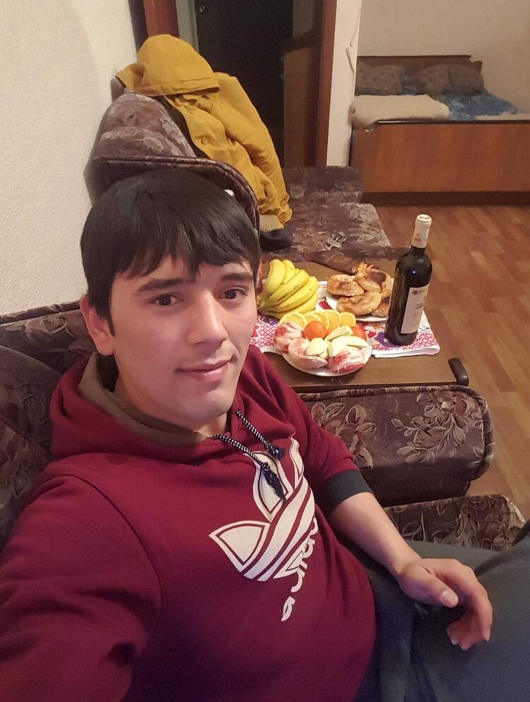  ,   Dima, 34 ,   