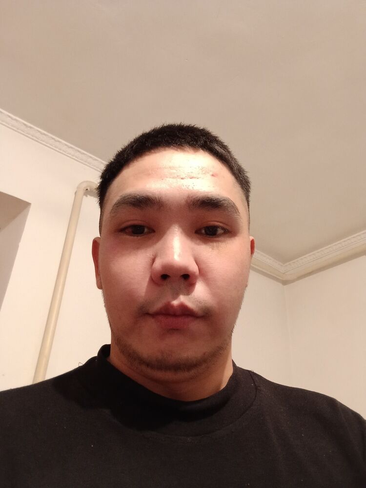  42554798  Kuk, 23 ,    