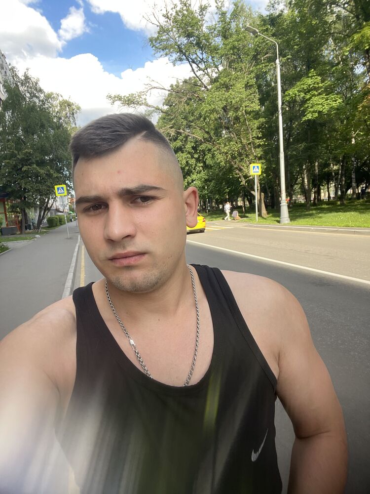  46802568  , 27 ,    