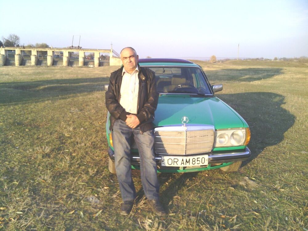  ,   Boris, 62 ,   