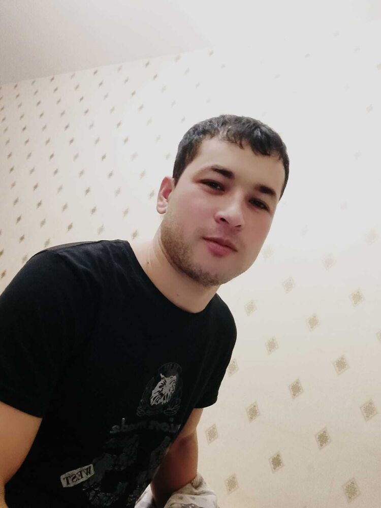  48692968  MUHRIDDIN, 31 ,    