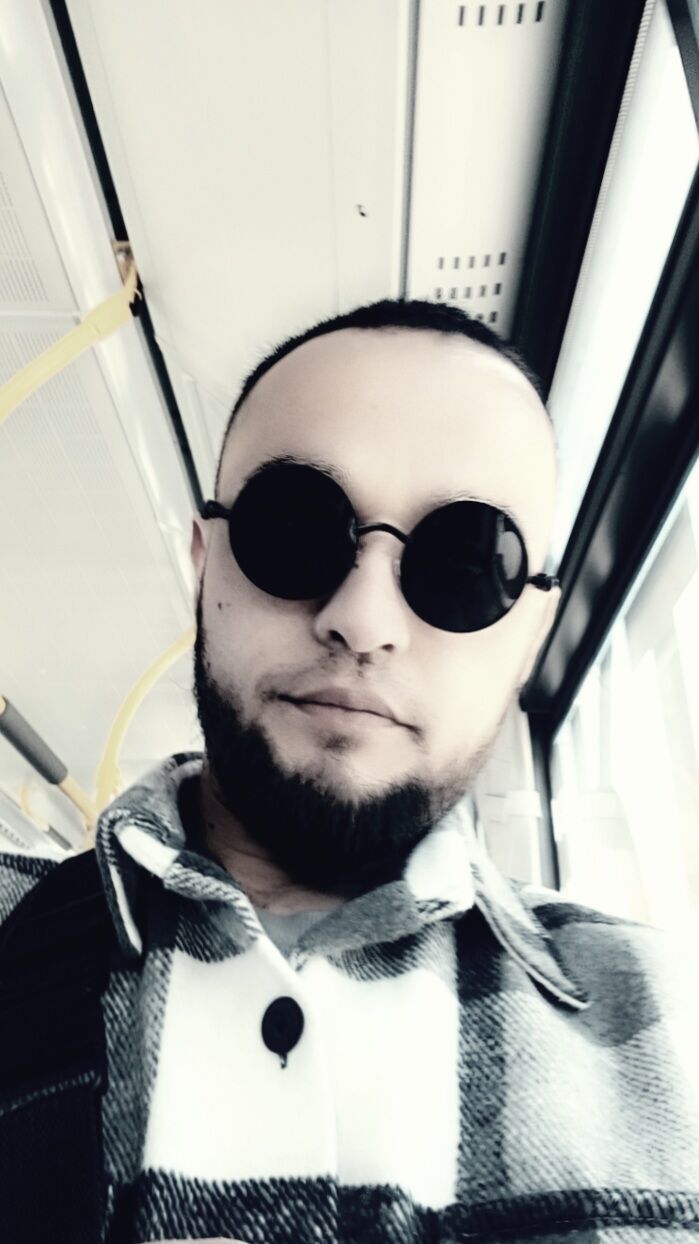  43766018  , 35 ,    