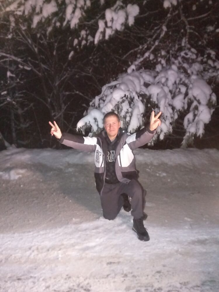  54711798  Anton, 38 ,    -