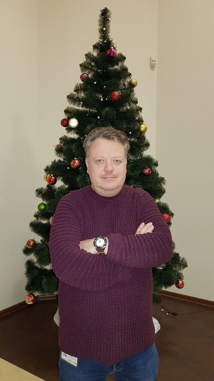  36657258  EPIKUREEC, 52 ,    