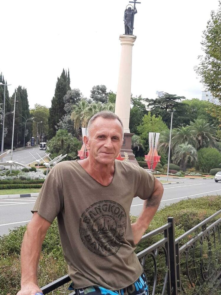  21404628  , 66 ,    